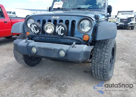 2008 Jeep Wrangler Unlimited X z USA, uszkodzony, nr VIN 1J4GA391X8L509137